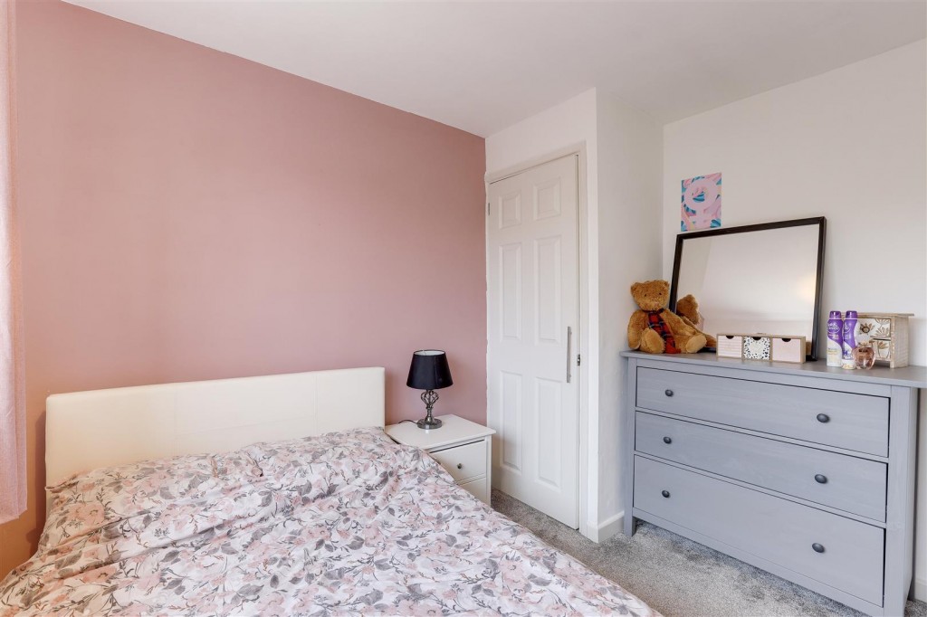 Lakeside Avenue, Long Eaton, Derbyshire, NG10 3GJ