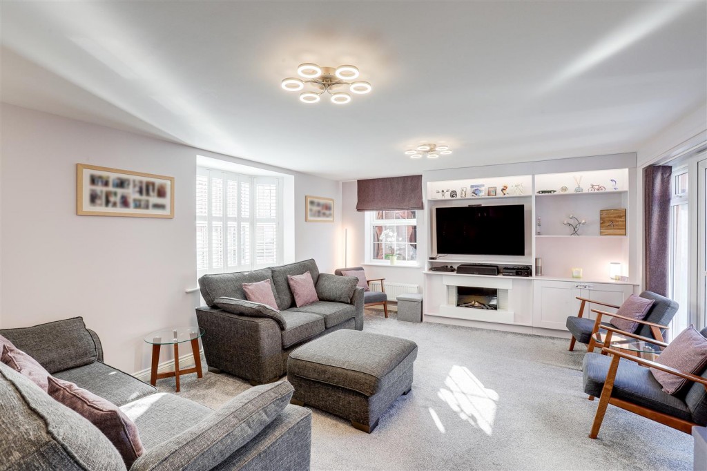 Osprey Grove, Hucknall, Nottinghamshire, NG15 8HG