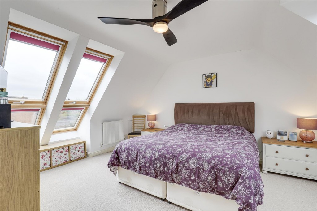 Osprey Grove, Hucknall, Nottinghamshire, NG15 8HG