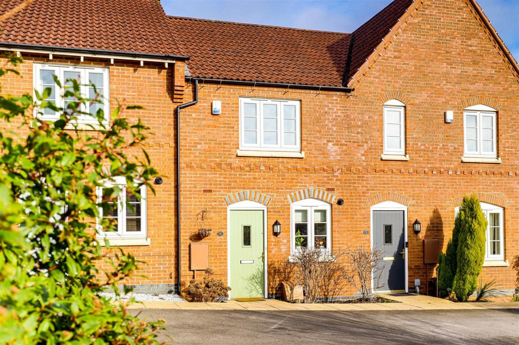 Hirst Close, Arnold, Nottinghamshire, NG5 8RL