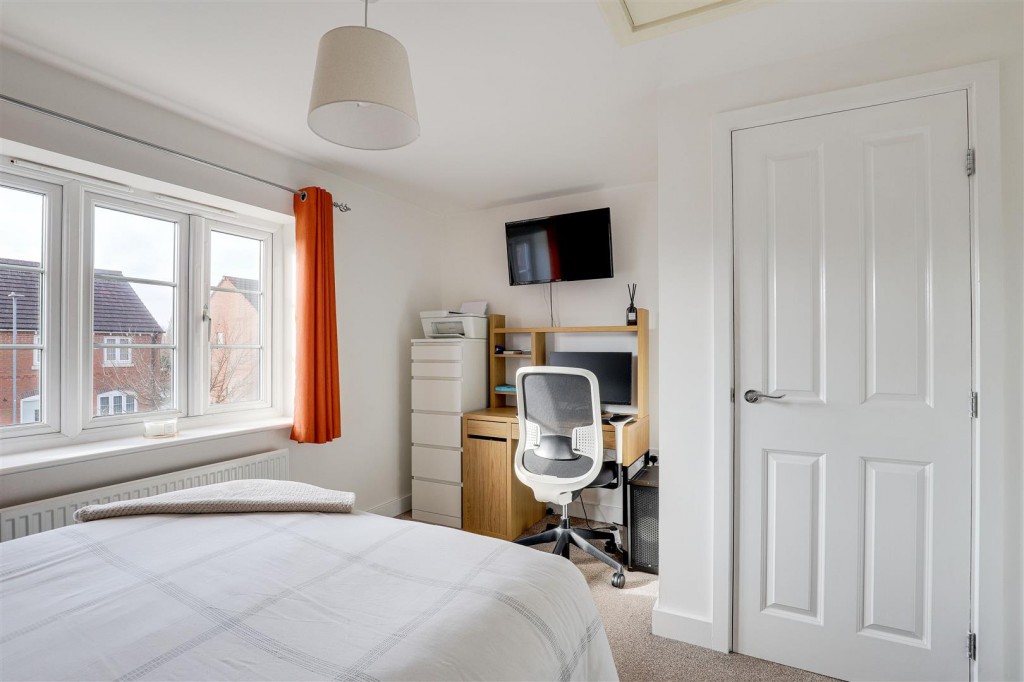 Hirst Close, Arnold, Nottinghamshire, NG5 8RL