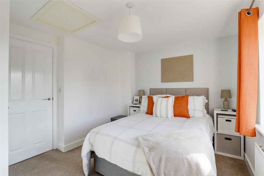 Hirst Close, Arnold, Nottinghamshire, NG5 8RL