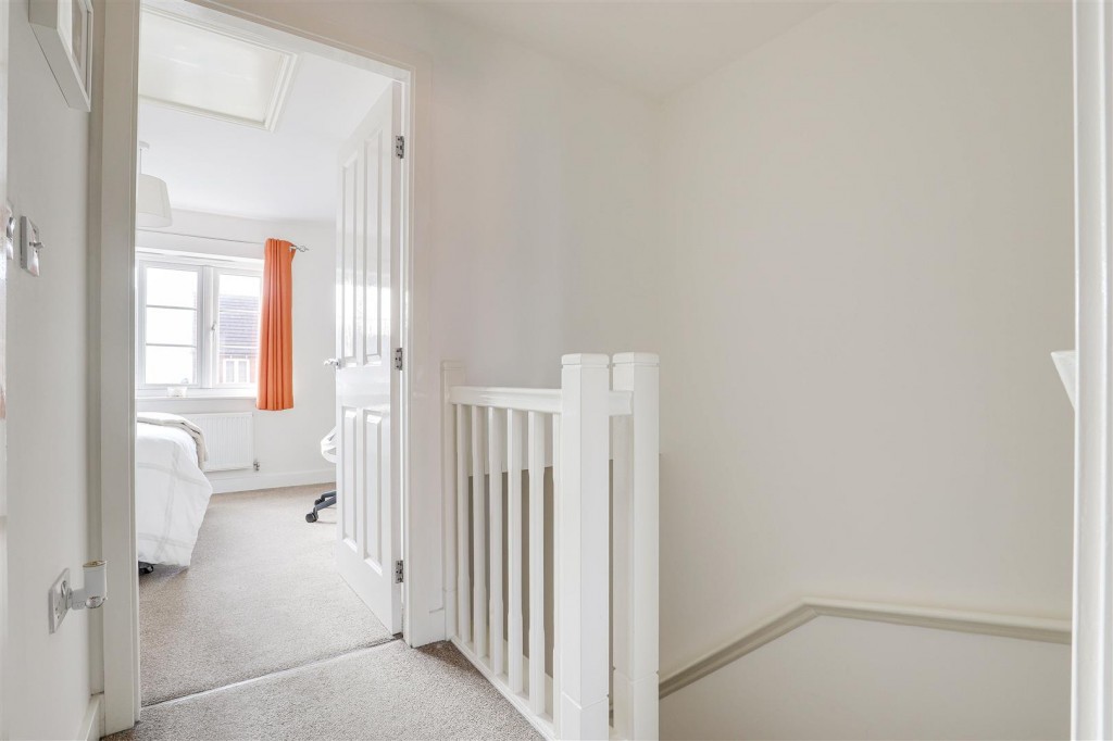 Hirst Close, Arnold, Nottinghamshire, NG5 8RL