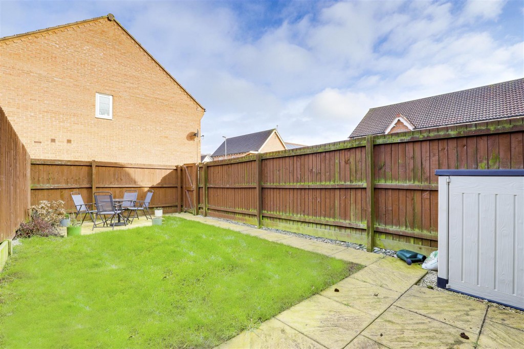 Hirst Close, Arnold, Nottinghamshire, NG5 8RL