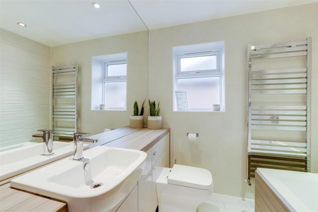 Wilsthorpe Road, Long Eaton, Derbyshire, NG10 3LJ