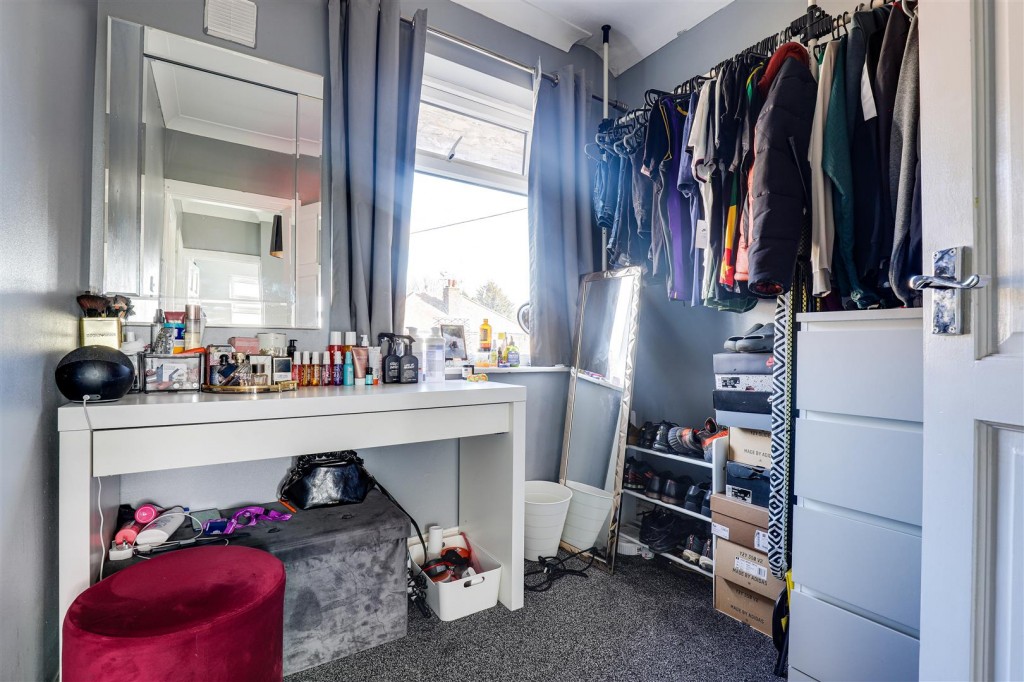 Heatherley Drive, Basford, Nottinghamshire, NG6 0FP
