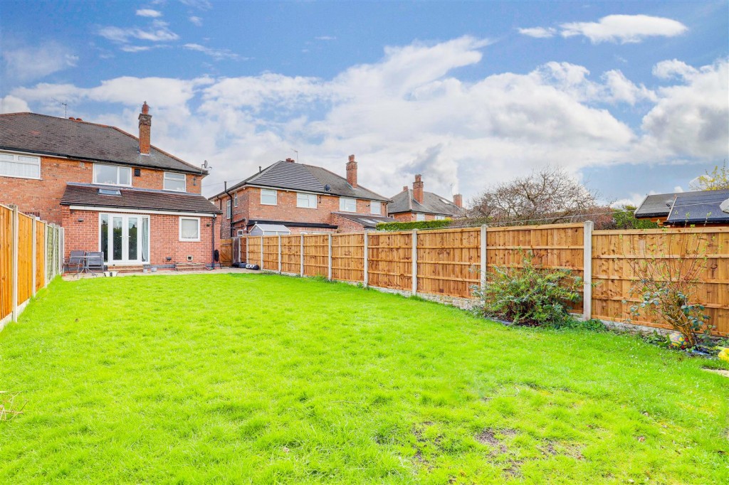 Heatherley Drive, Basford, Nottinghamshire, NG6 0FP