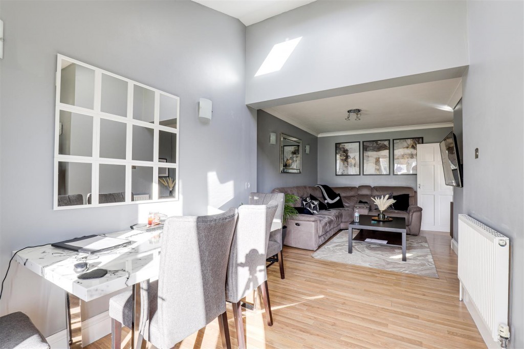 Heatherley Drive, Basford, Nottinghamshire, NG6 0FP