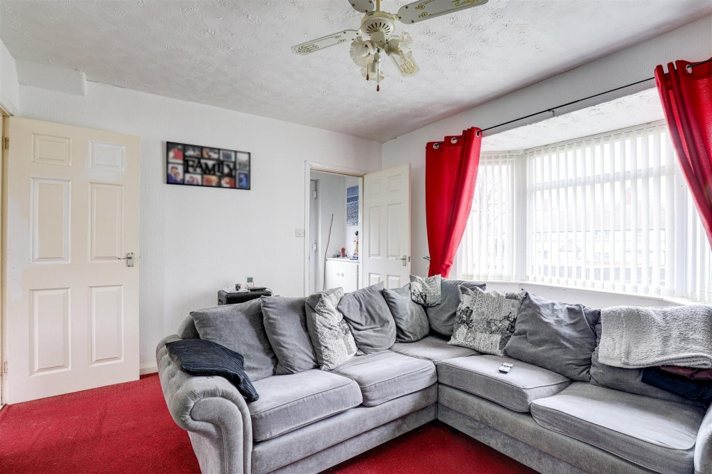 Grindon Crescent, Bulwelll, Nottinghamshire, NG6 8BT
