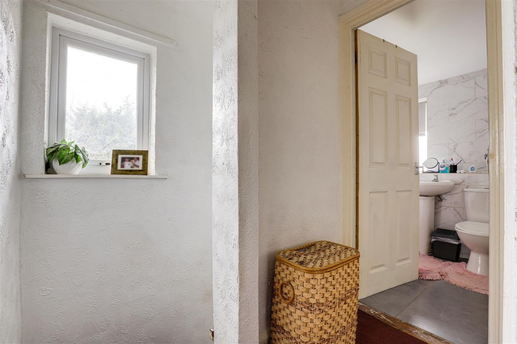 Grindon Crescent, Bulwelll, Nottinghamshire, NG6 8BT