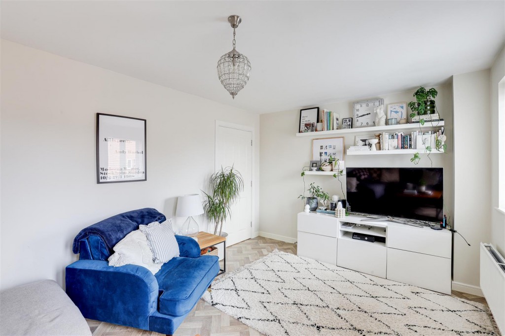 Albert Close, Hucknall, Nottinghamshire, NG15 7UZ