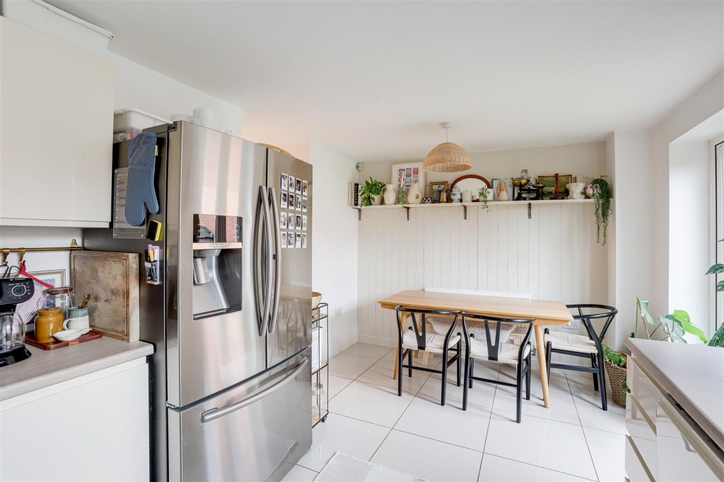 Albert Close, Hucknall, Nottinghamshire, NG15 7UZ
