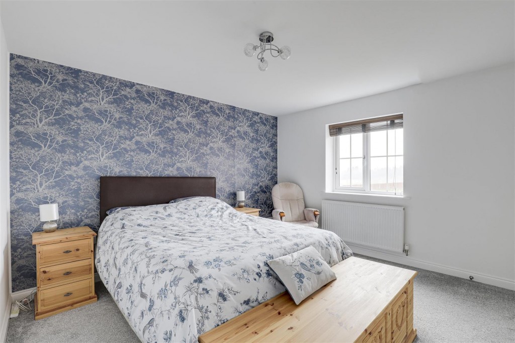 Clementine Drive, Mapperley, Nottinghamshire, NG3 5UX