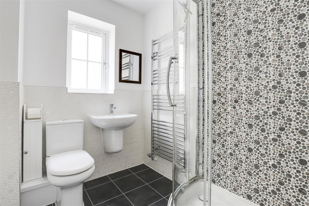 Clementine Drive, Mapperley, Nottinghamshire, NG3 5UX
