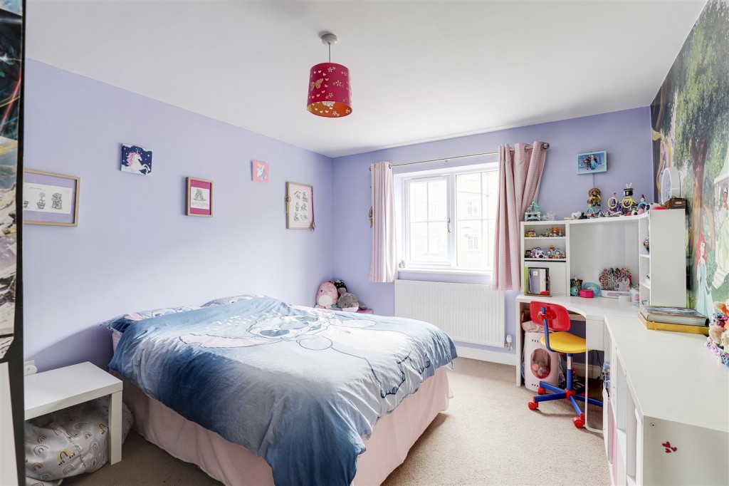 Clementine Drive, Mapperley, Nottinghamshire, NG3 5UX
