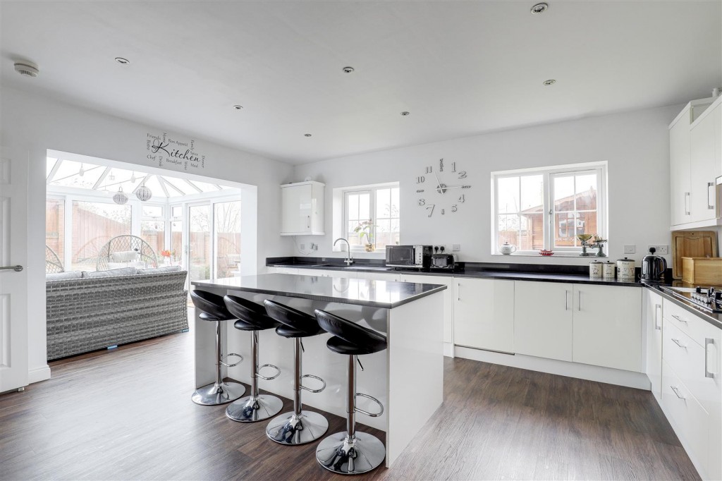 Clementine Drive, Mapperley, Nottinghamshire, NG3 5UX