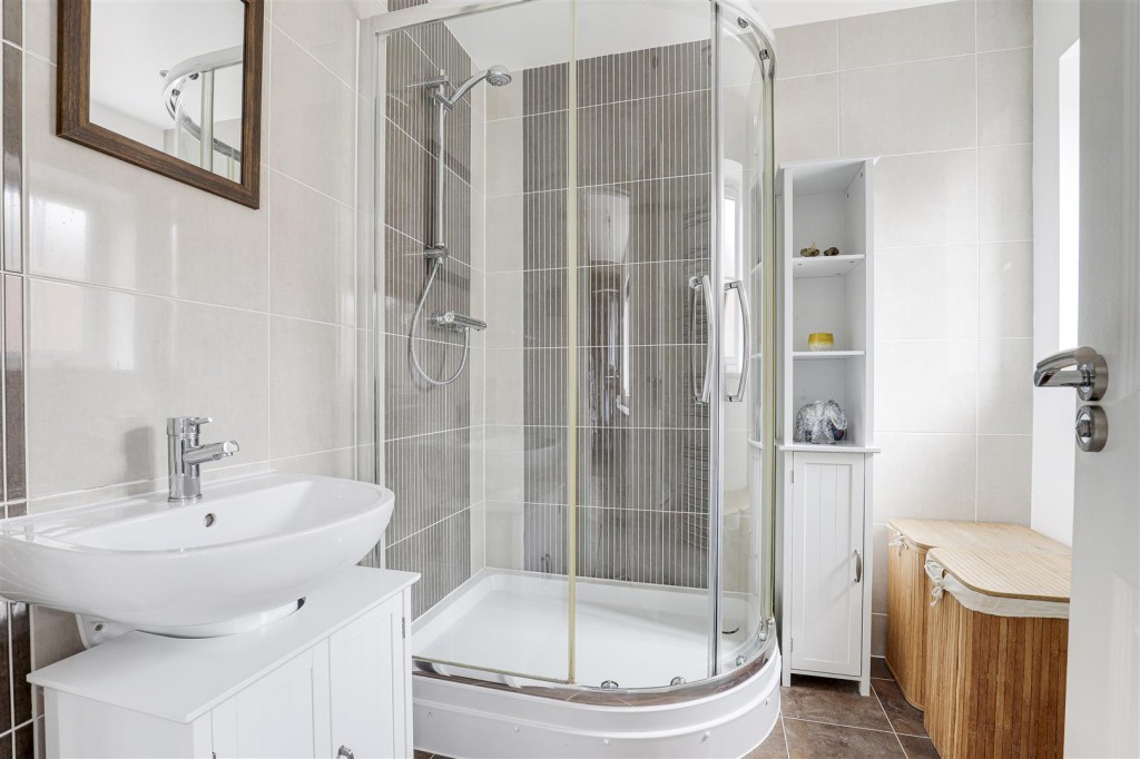 Clementine Drive, Mapperley, Nottinghamshire, NG3 5UX