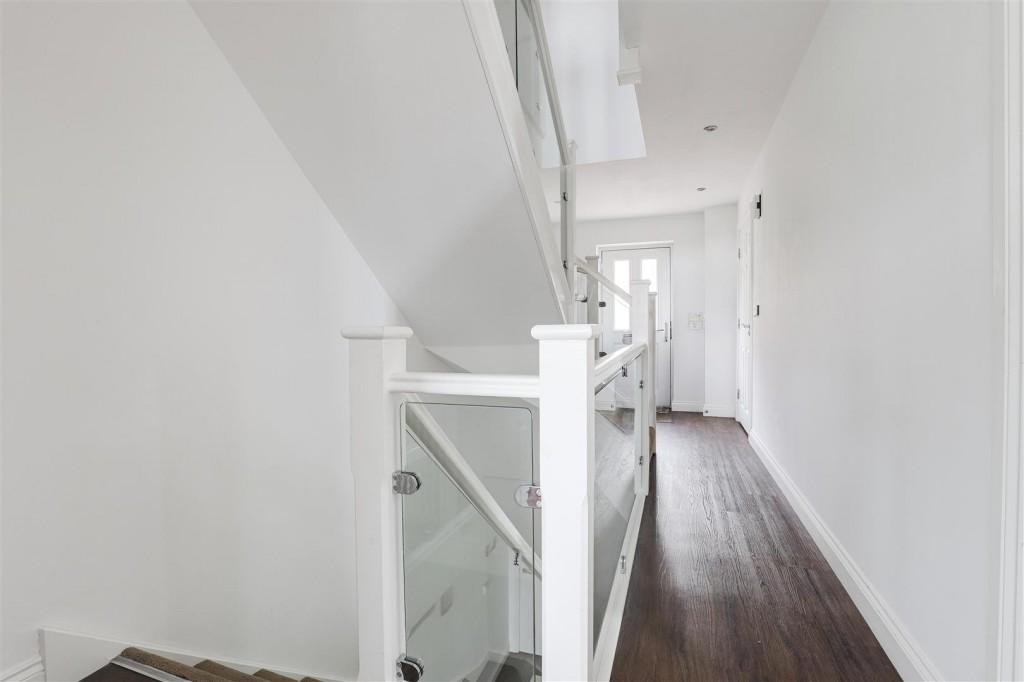 Clementine Drive, Mapperley, Nottinghamshire, NG3 5UX