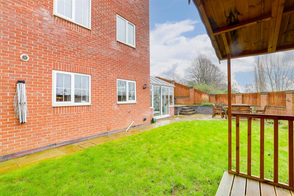 Clementine Drive, Mapperley, Nottinghamshire, NG3 5UX
