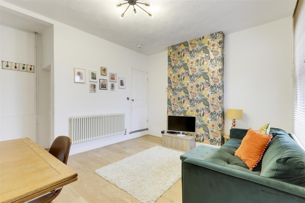 Woodborough Road, Mapperley, Nottinghamshire, NG3 5HB