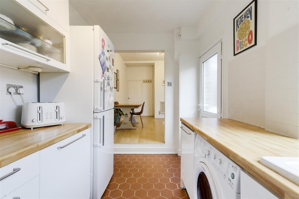 Woodborough Road, Mapperley, Nottinghamshire, NG3 5HB