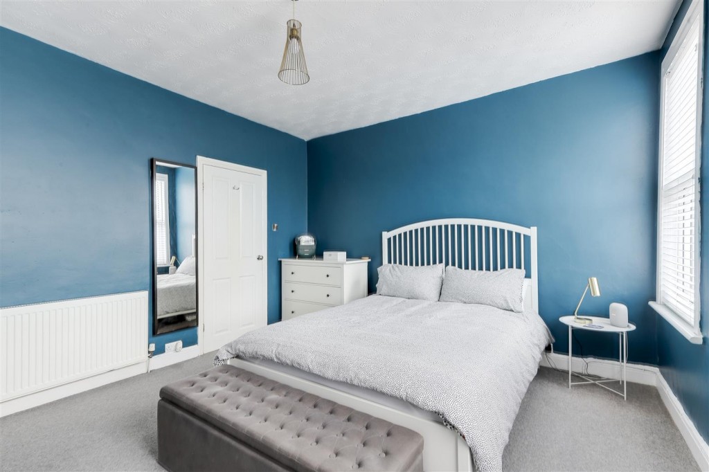 Woodborough Road, Mapperley, Nottinghamshire, NG3 5HB