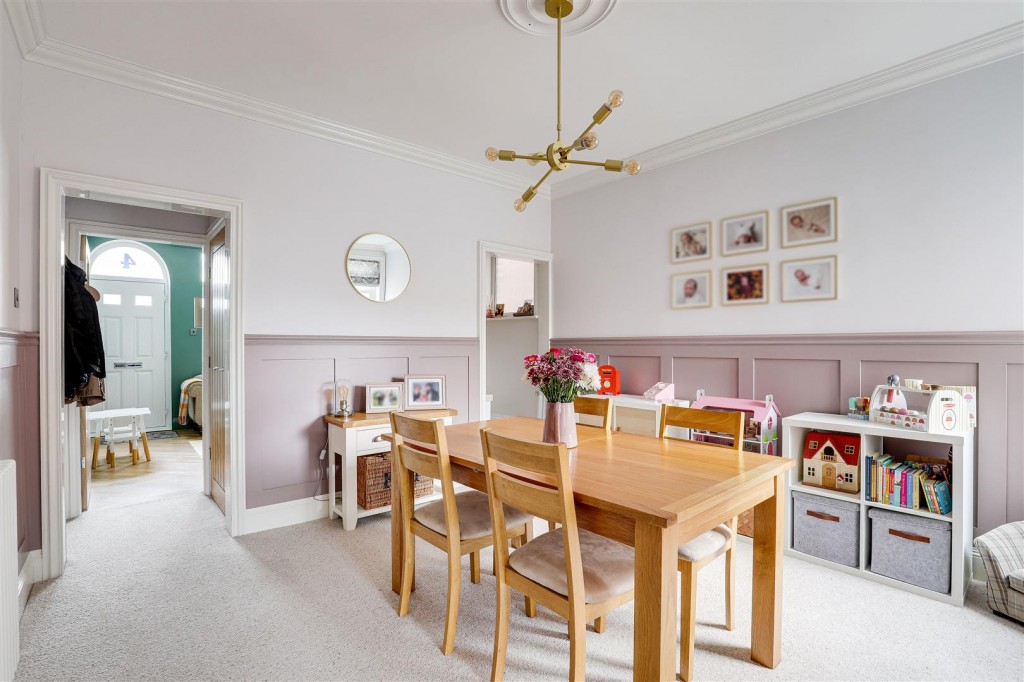 Grange Road, Long Eaton, Derbyshire, NG10 2EH