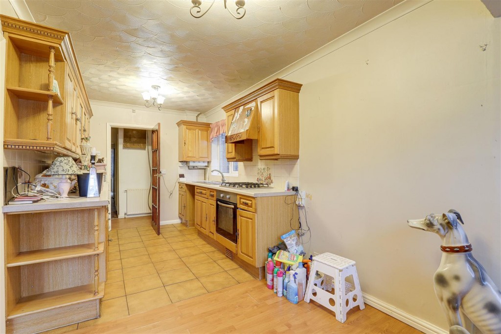 Baker Avenue, Arnold, Nottinghamshire, NG5 8FU