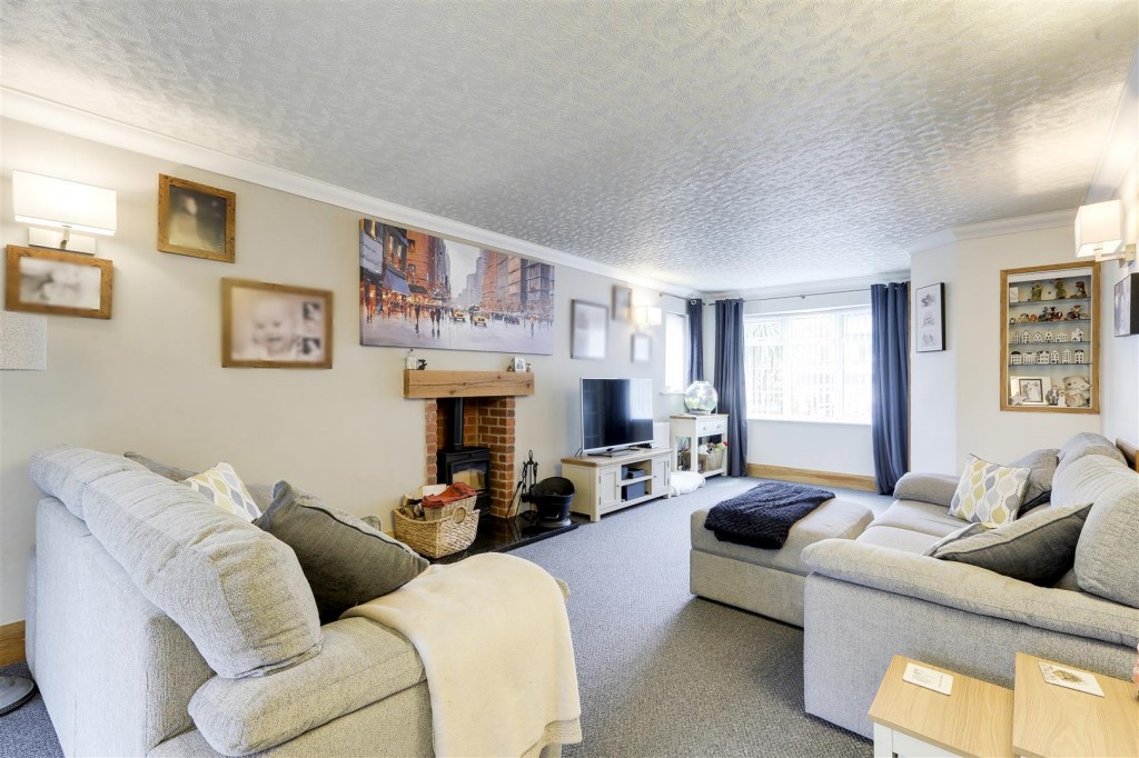 Georgia Drive, Arnold, Nottinghamshire, NG5 8HX