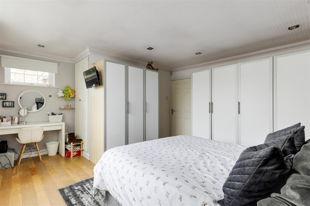 Georgia Drive, Arnold, Nottinghamshire, NG5 8HX
