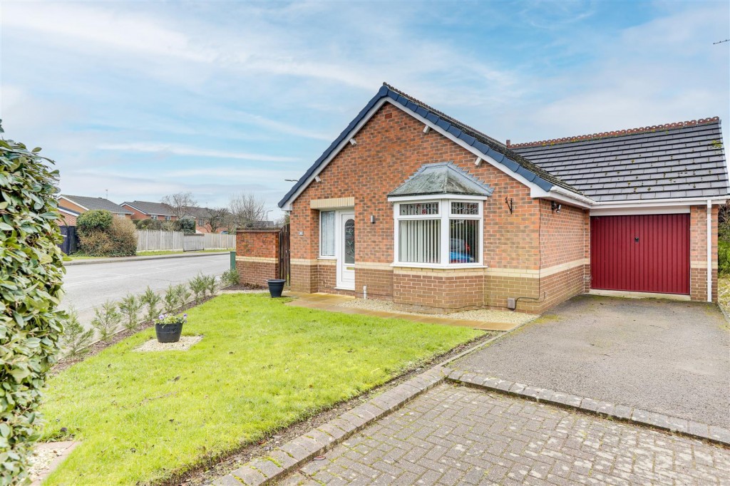 Banks Road, Toton, Nottinghamshire, NG9 6HE