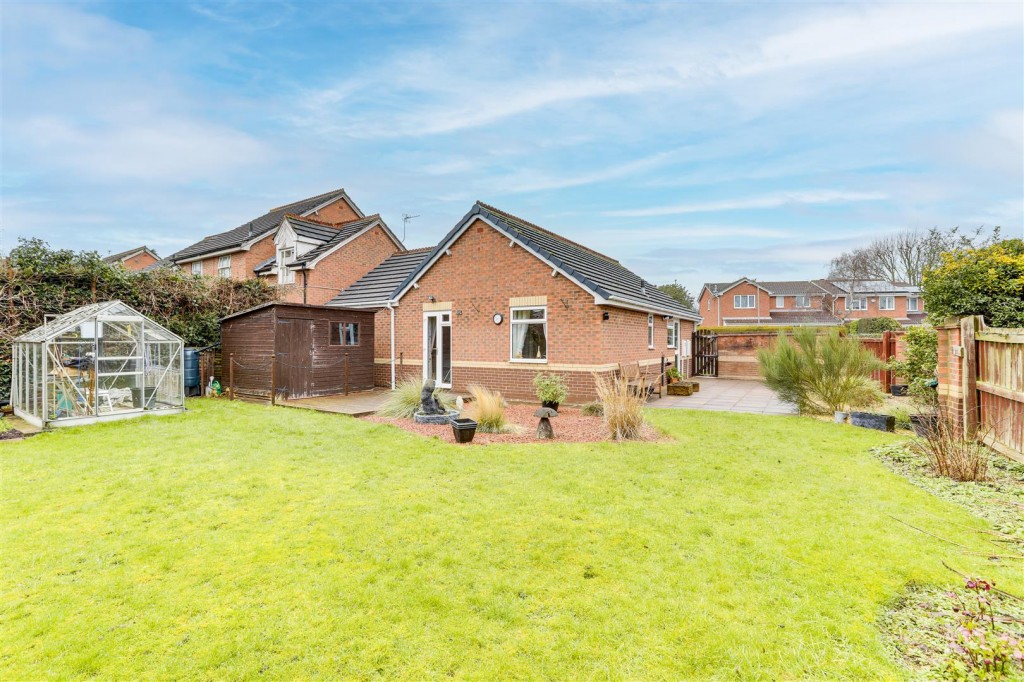 Banks Road, Toton, Nottinghamshire, NG9 6HE