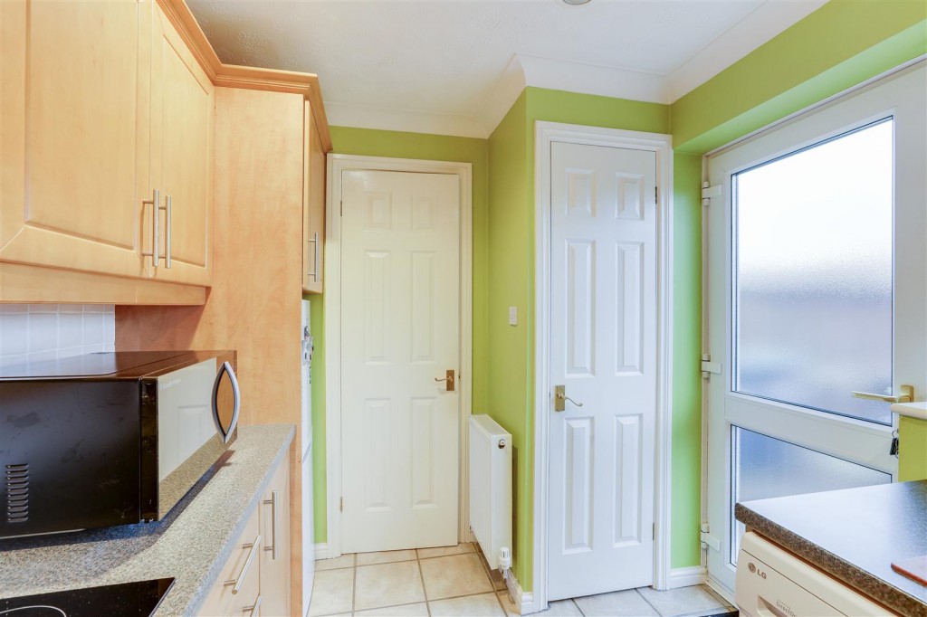 Banks Road, Toton, Nottinghamshire, NG9 6HE