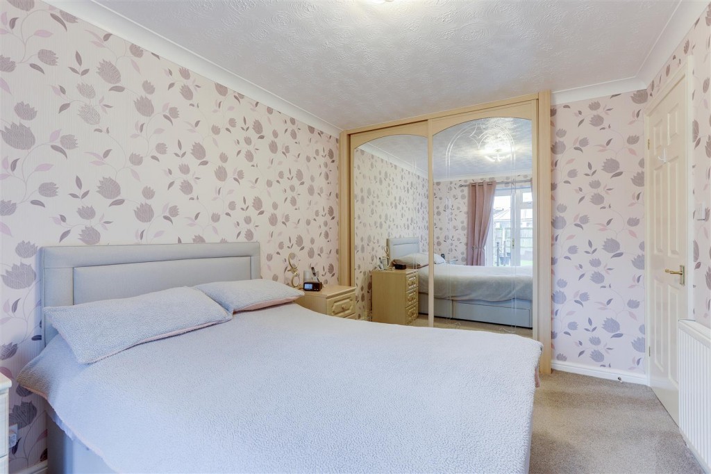 Banks Road, Toton, Nottinghamshire, NG9 6HE