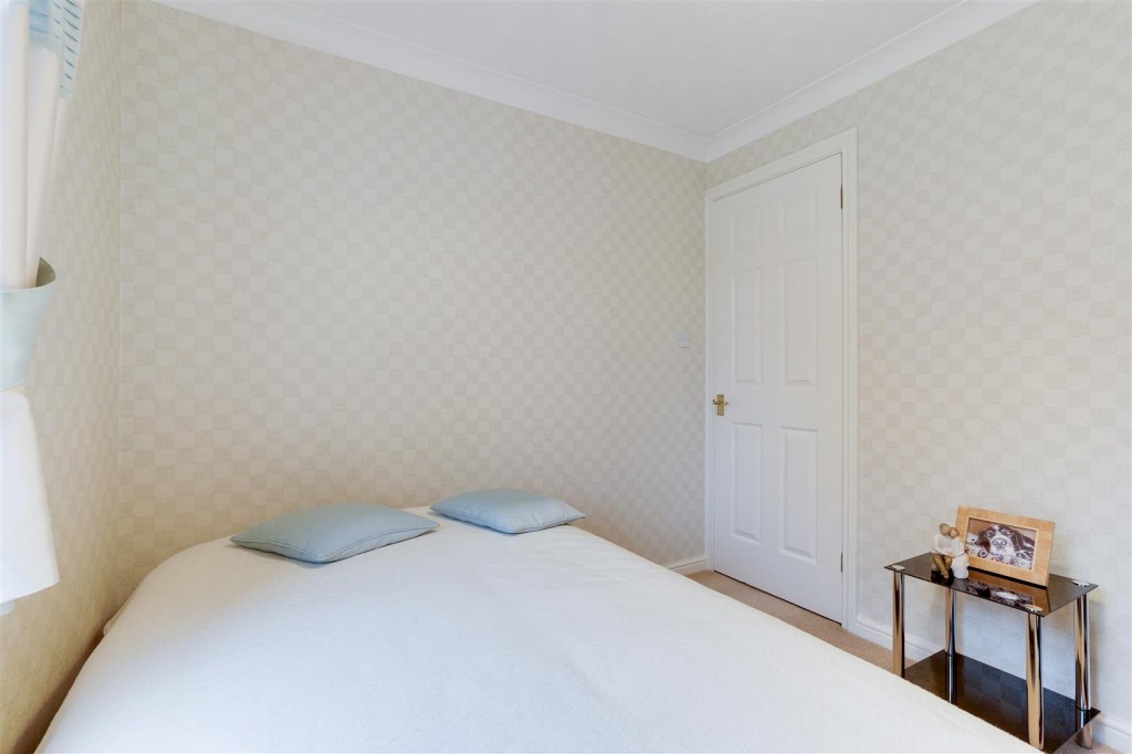 Banks Road, Toton, Nottinghamshire, NG9 6HE