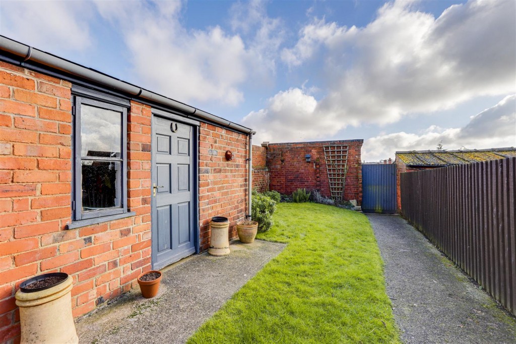 Maws Lane, Kimberley, Nottinghamshire, NG16 2JG