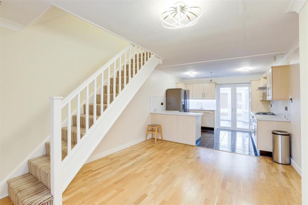 Polperro Way, Hucknall, Nottinghamshire, NG15 6NQ