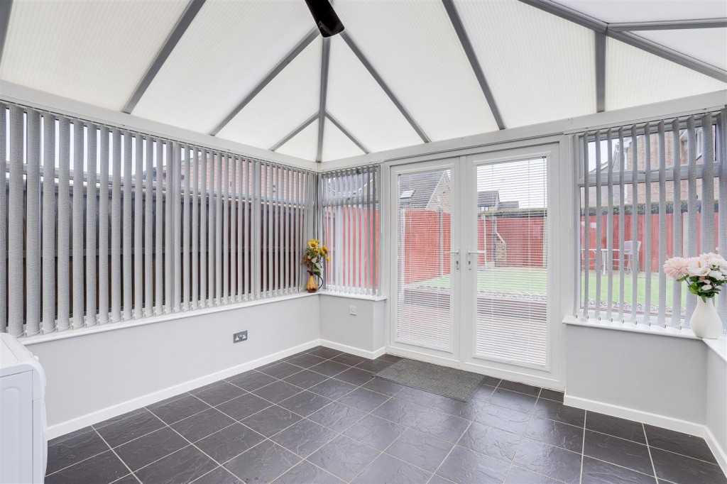 Polperro Way, Hucknall, Nottinghamshire, NG15 6NQ