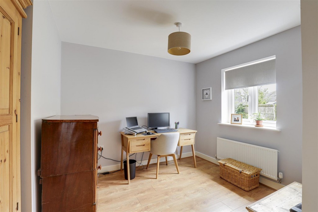 Ashington Drive, Arnold, Nottinghamshire, NG5 8UA