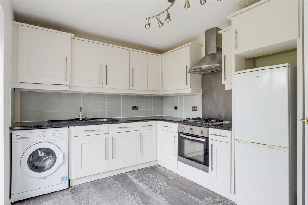 Wisley Close, West Bridgford, Nottinghamshire, NG2 7NY