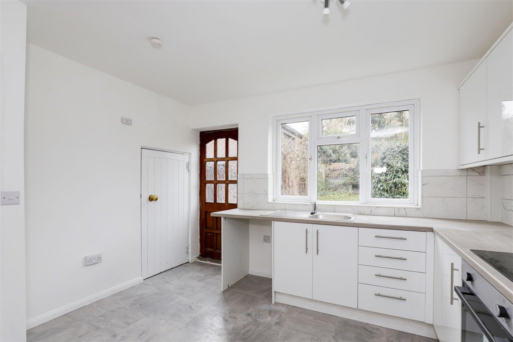 Wollaton Vale, Wollaton, Nottinghamshire, NG8 2PL
