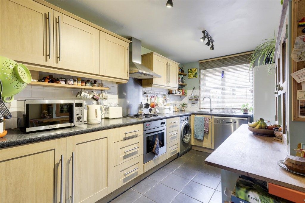 Torrington Court, Sherwood, Nottinghamshire, NG5 4BZ