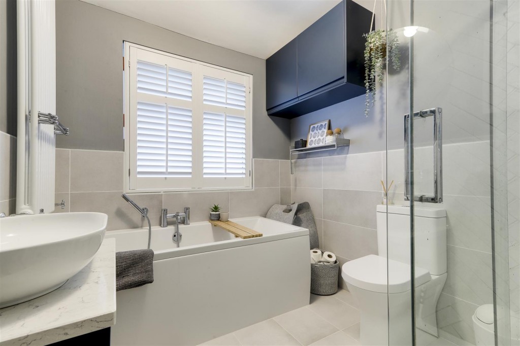 Hazel Grove, Mapperley, Nottinghamshire, NG3 6DN