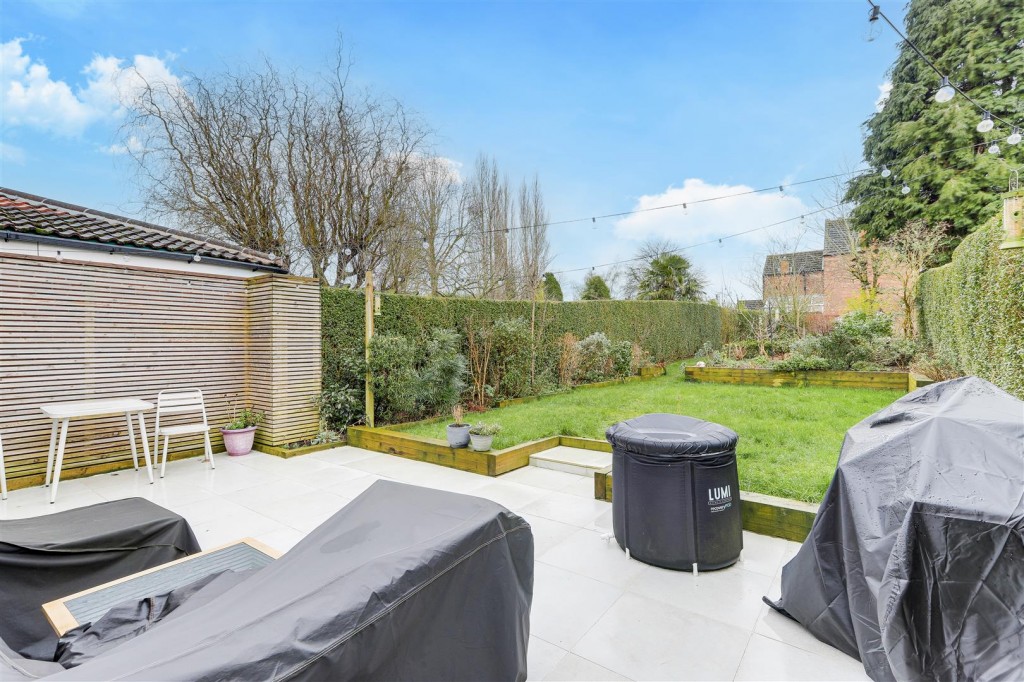 Hazel Grove, Mapperley, Nottinghamshire, NG3 6DN