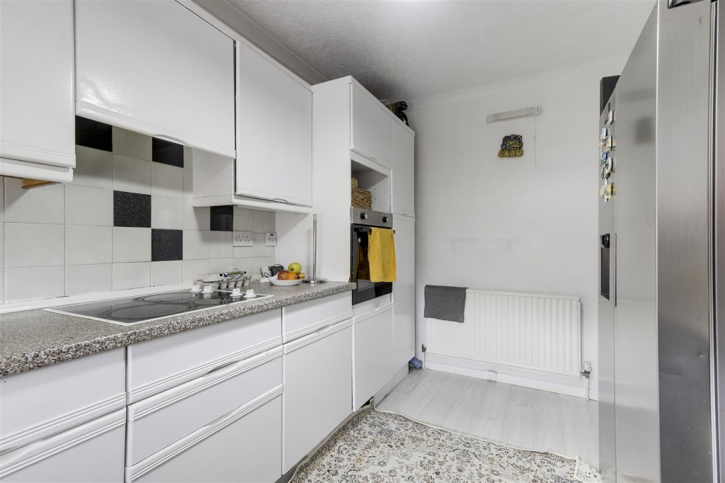 Raibank Gardens, Woodthorpe, Nottinghamshire, NG5 4HG
