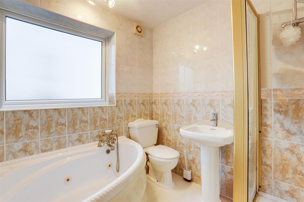 Leen Mills Lane, Hucknall, Nottinghamshire, NG155 8BZ