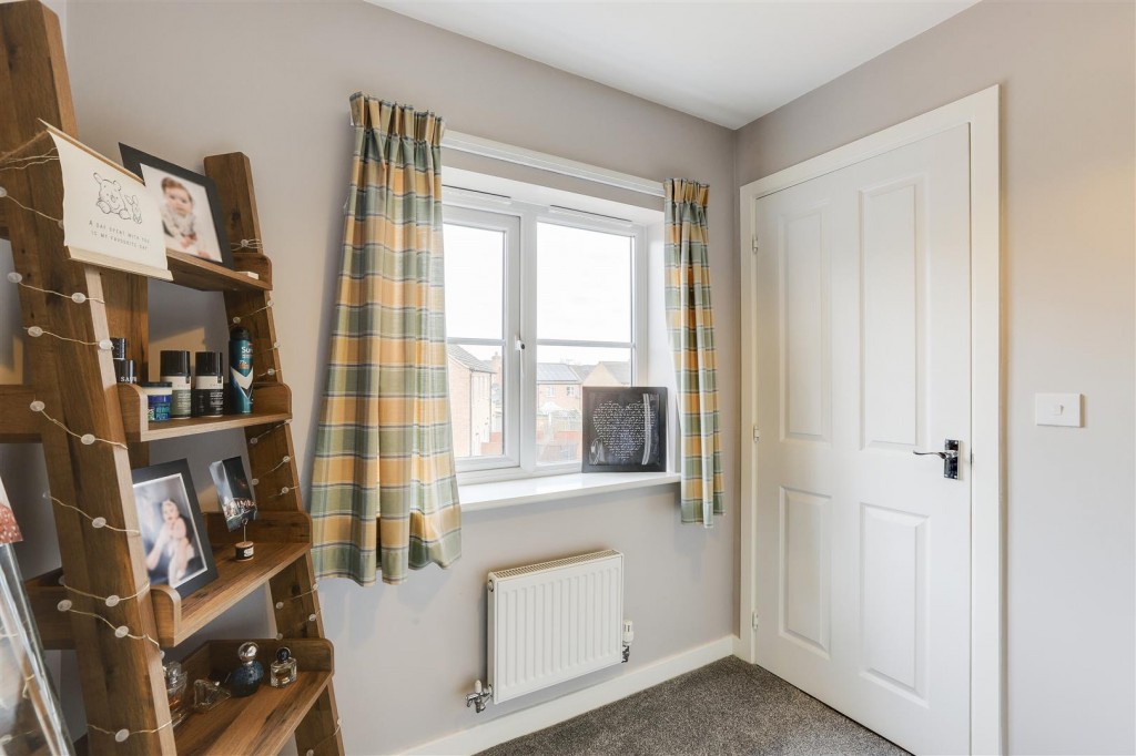 Glover Close, Annesley, Nottinghamshire, NG15 0DH