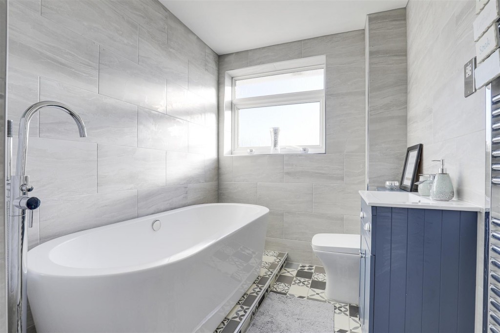 Stainsborough Road, Hucknall, Nottinghamshire, NG15 6TT