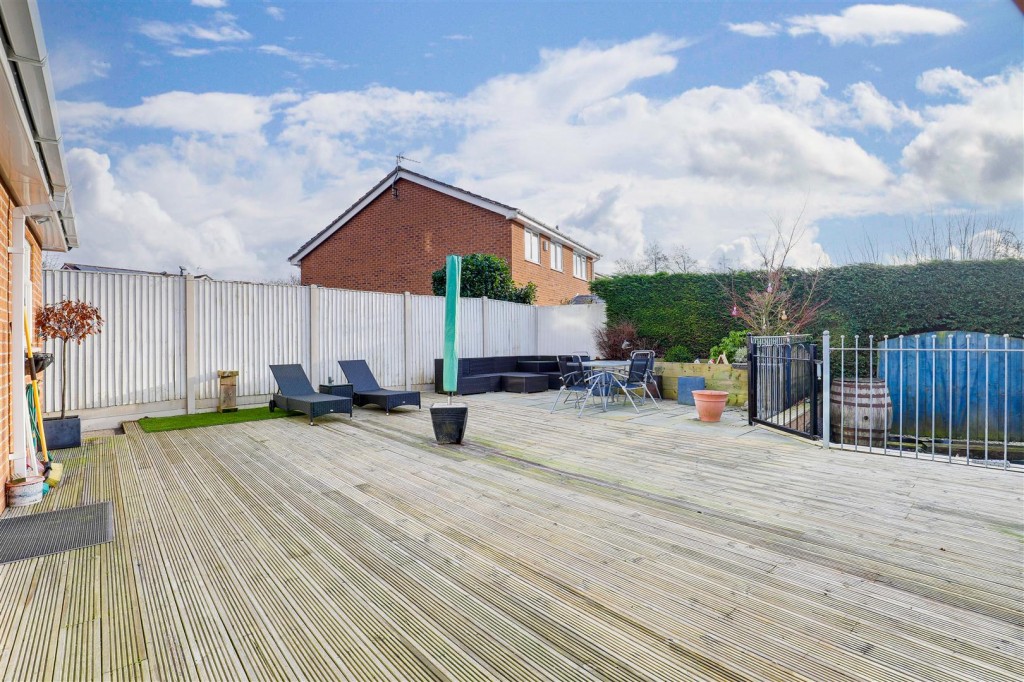 Stainsborough Road, Hucknall, Nottinghamshire, NG15 6TT