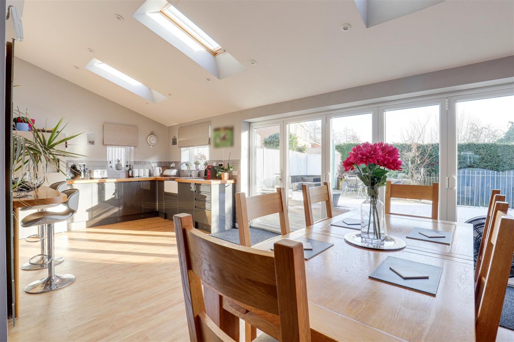 Stainsborough Road, Hucknall, Nottinghamshire, NG15 6TT